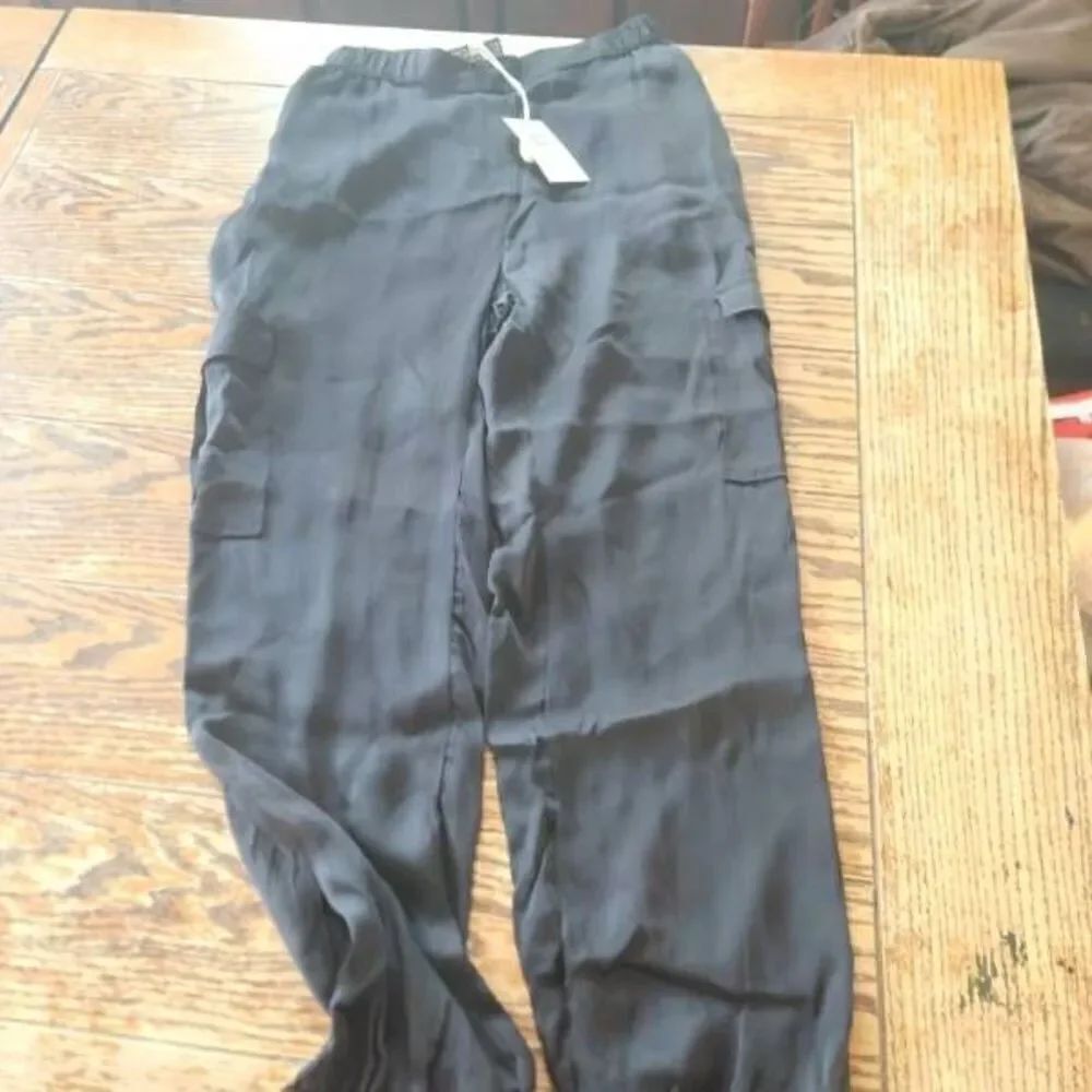 NWT JOHNNY WAS Black Khay Viscose Jogger Pants Satin Cargo Pockets sz XS